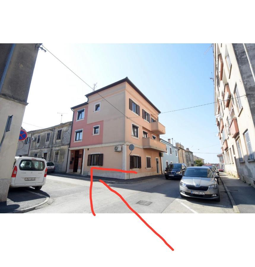 Gallery Premium 99 Near Ammphiteatre With Garage 5 Days And More Gratis Apartman Póla Kültér fotó