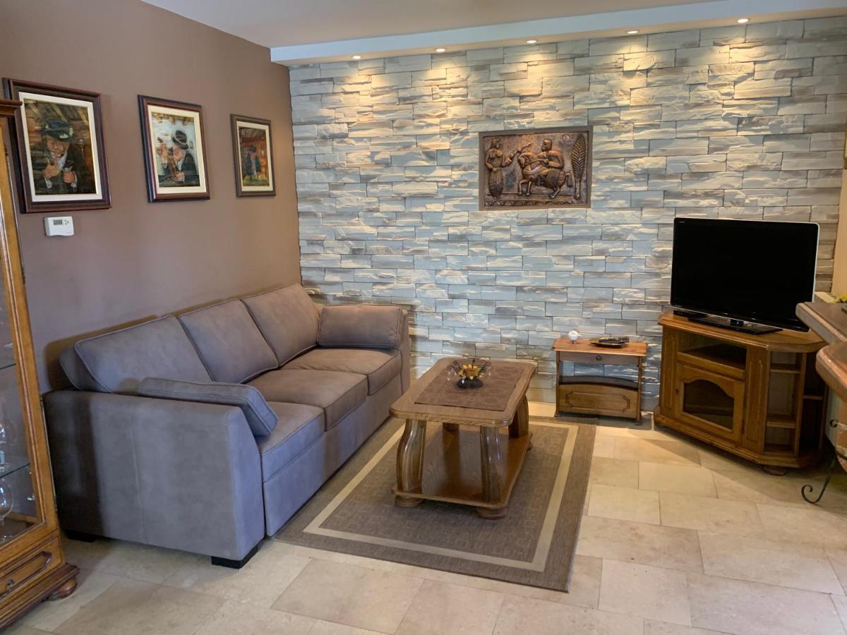 Gallery Premium 99 Near Ammphiteatre With Garage 5 Days And More Gratis Apartman Póla Kültér fotó
